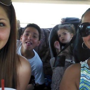 Meet your Posher, Dana